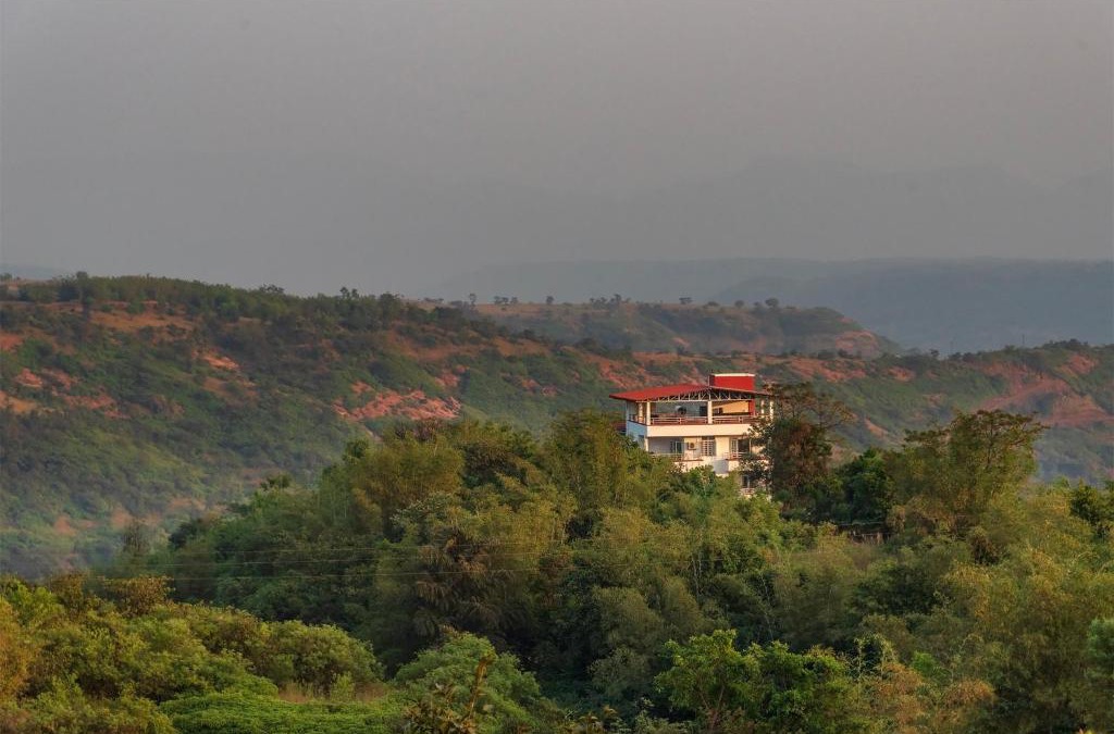 Ambavna Villa | Cosmicstays Ekantam - Serene Solitude With Inspiring Views at Velhe