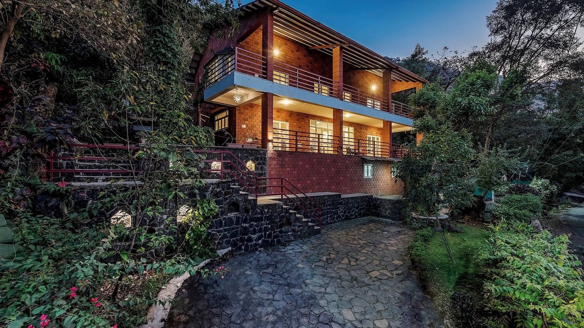 Paud House | CosmicStays Elysium Farmhouse