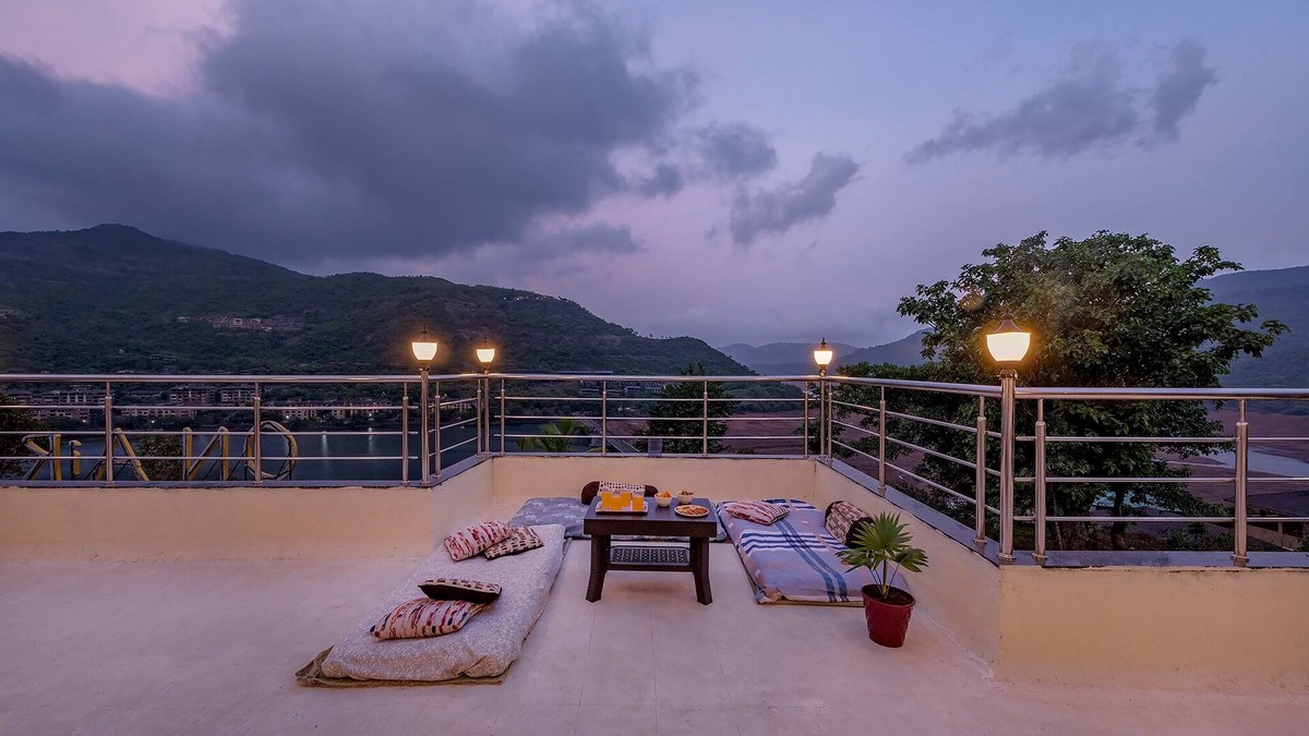 Lavasa Villa | CosmicStays On Air Villa - Best Lakeview