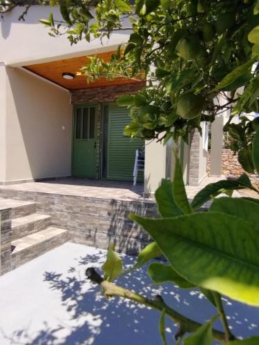 Vigklafia House | Cosmitsa House