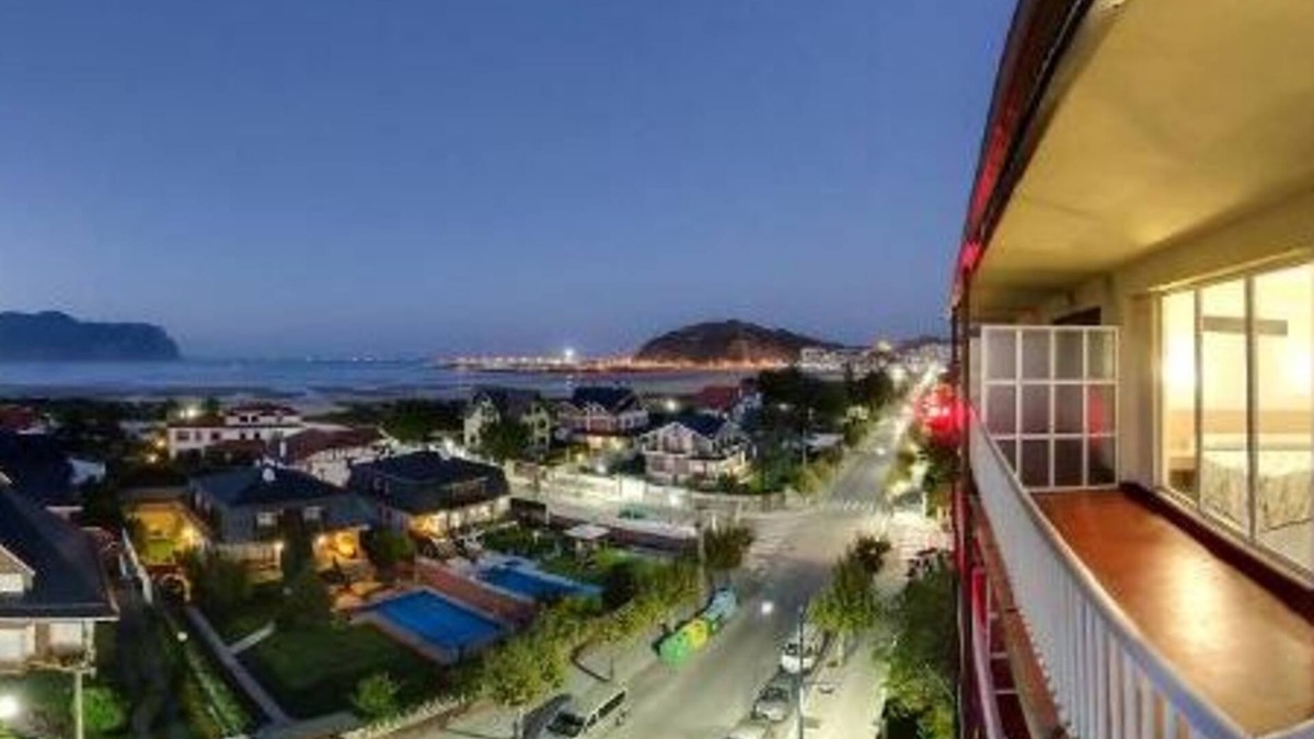 Laredo Hotel | Cosmopol