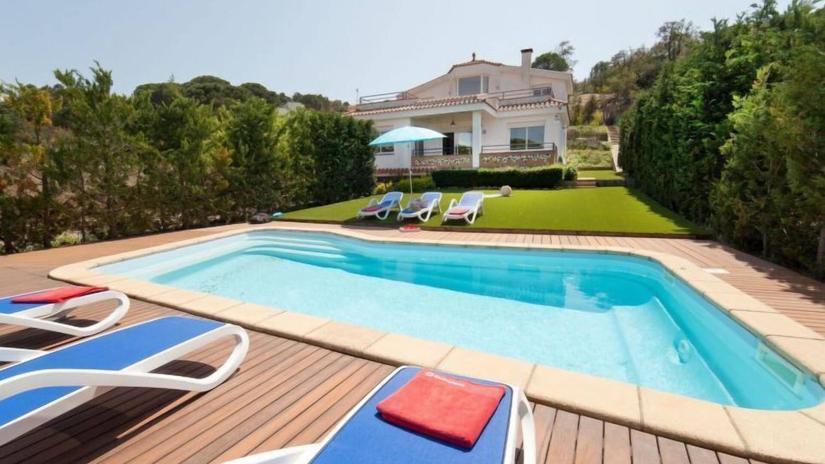 Lloret Blau House | Costabella by Interhome