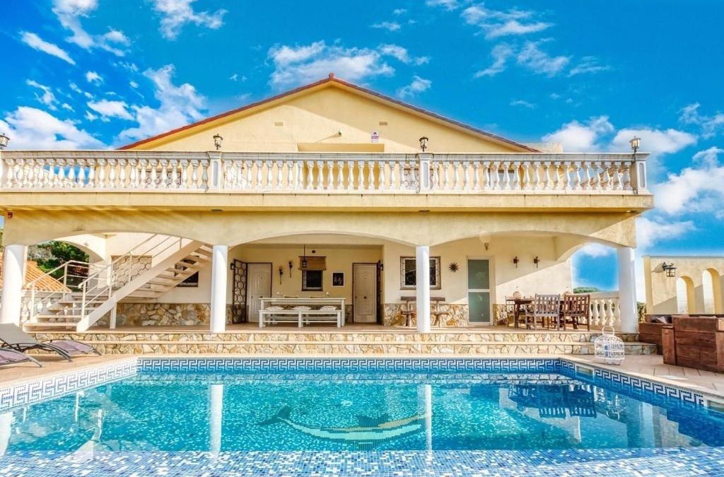 Condado del Jaruco Villa | Costacabana - Villa Madonna