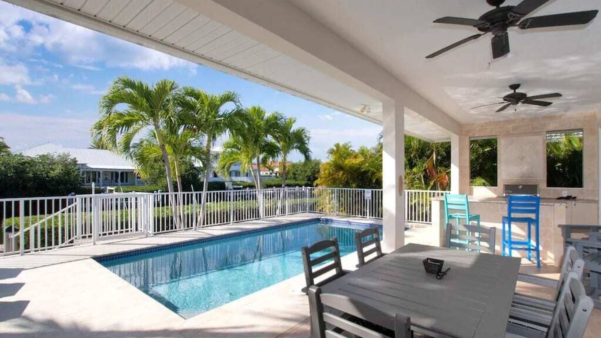 Coury House | Costal Elegance Meets Island Luxury