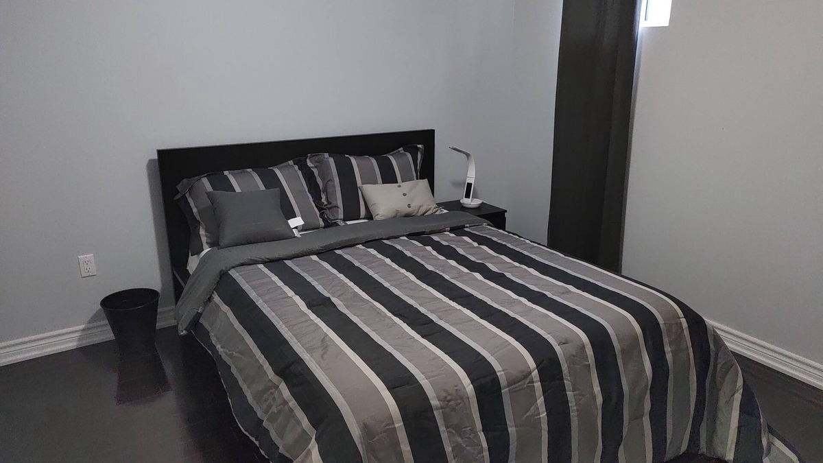 Halton Regional Municipality Apartment | Cosy 1 bedroom basement apartment with separate entrance
