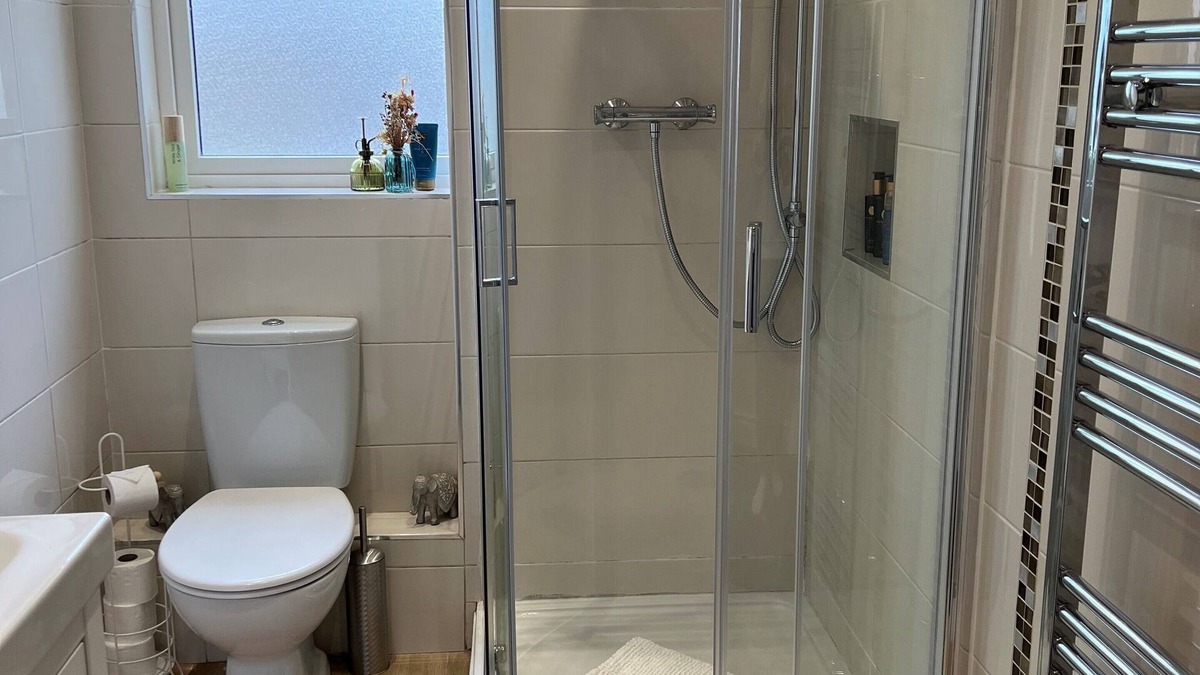 Swords Apartment | Cosy 2 Double Bed Apartment | Close to Dublin Airport & Malahide Castle