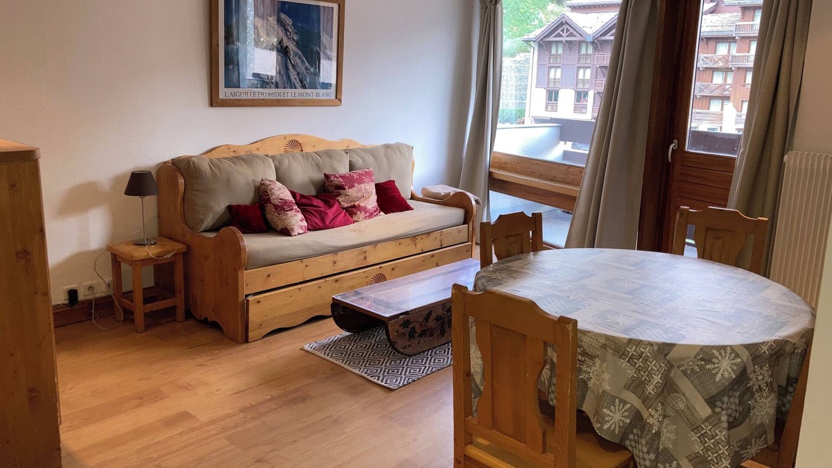 Val-d'Isere Apartment | Cosy 6-bed apartment in the center of the resort