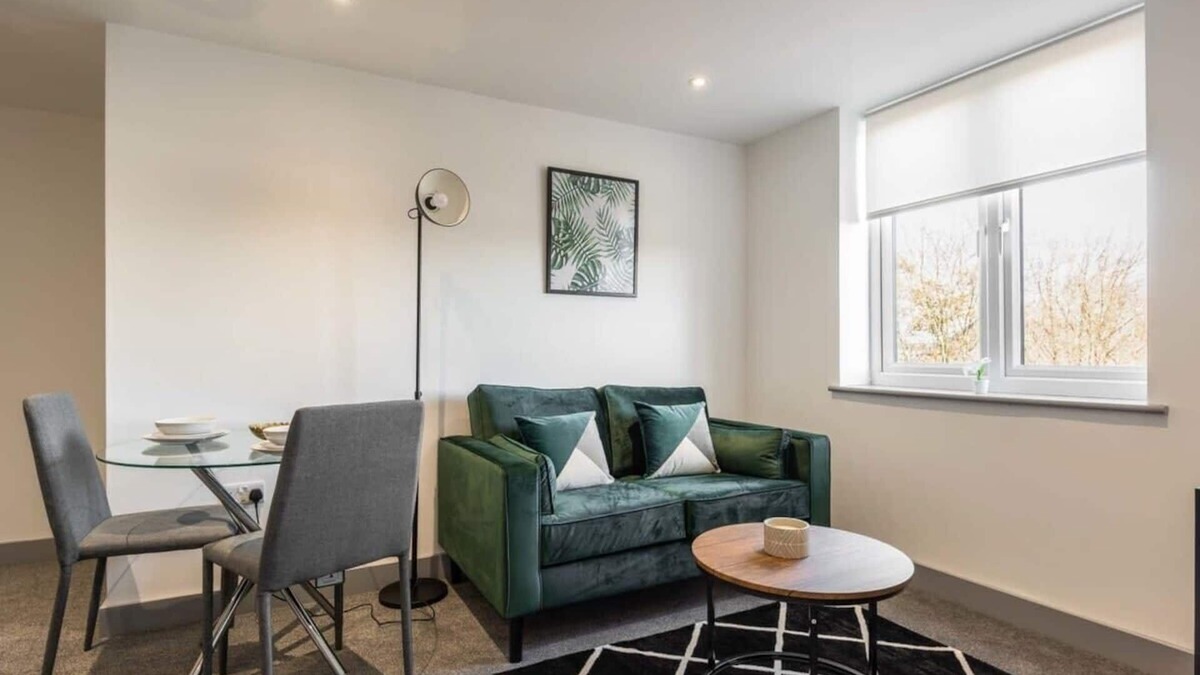 Leeds Apartment | Cosy and Bright 1 Bedroom Apartment in Leeds