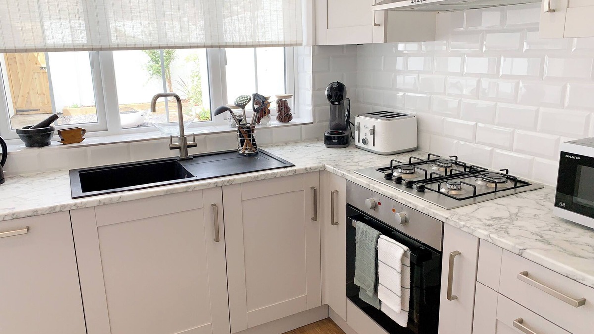 Porth House | Cosy and Bright house near Bike Park & Brecon Beacons! Perfect for Family of 4