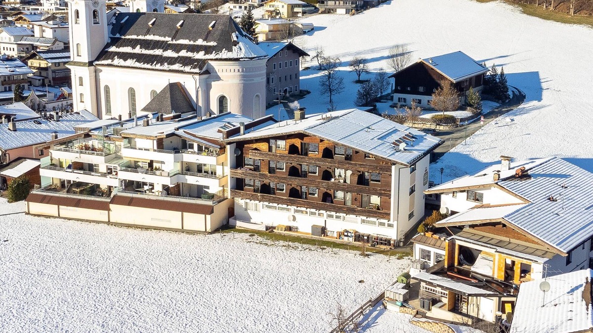 Brixen im Thale Apartment | Cosy apartment 600m from the ski lift