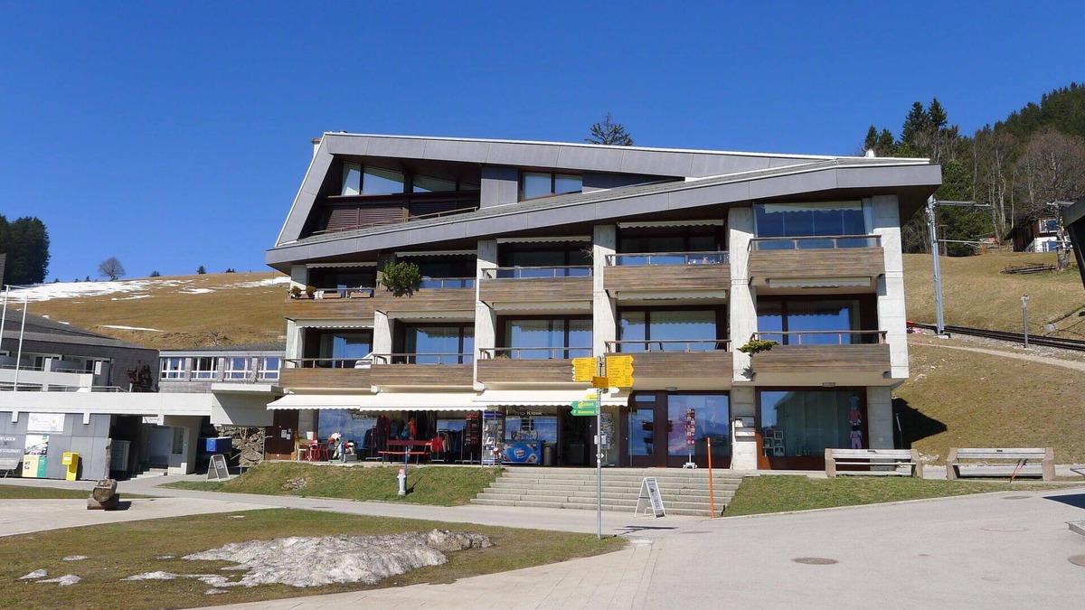 Rigi Kaltbad Apartment | Cosy apartment for 3 people with WIFI, TV, balcony and panoramic view