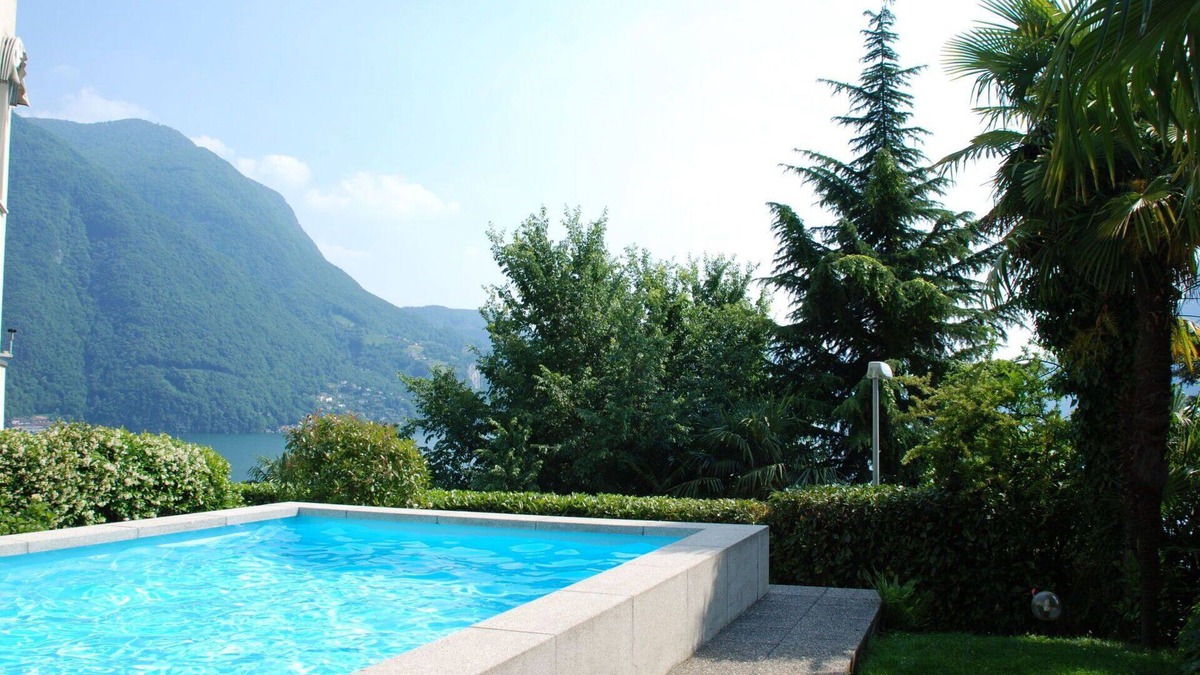 Castagnola Apartment | Cosy apartment for 2 guests with pool, WIFI, TV, patio and panoramic view