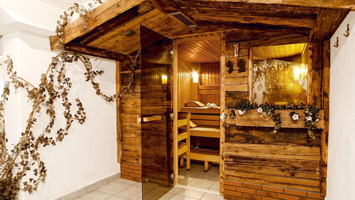 Feichten Apartment | Cosy apartment for 2 people with WIFI, TV and balcony