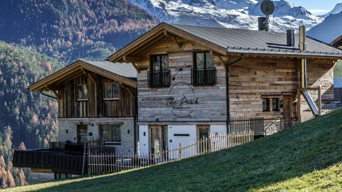 Soelden Apartment | Cosy apartment for 4 guests with WIFI, TV, balcony and pets allowed