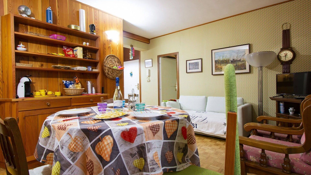 Abetone Apartment | Cosy apartment for 4 people with WIFI, TV, terrace and pets allowed