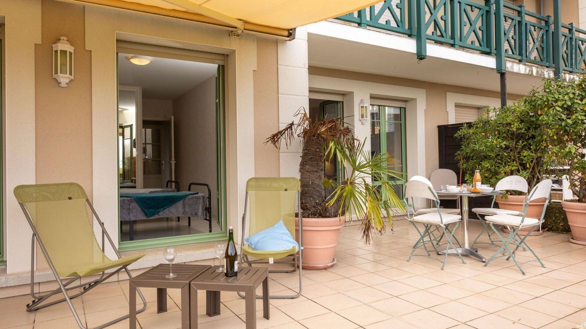 Saint-Igneuc Apartment | Cosy apartment for 4 people with WIFI, TV, balcony and pets allowed