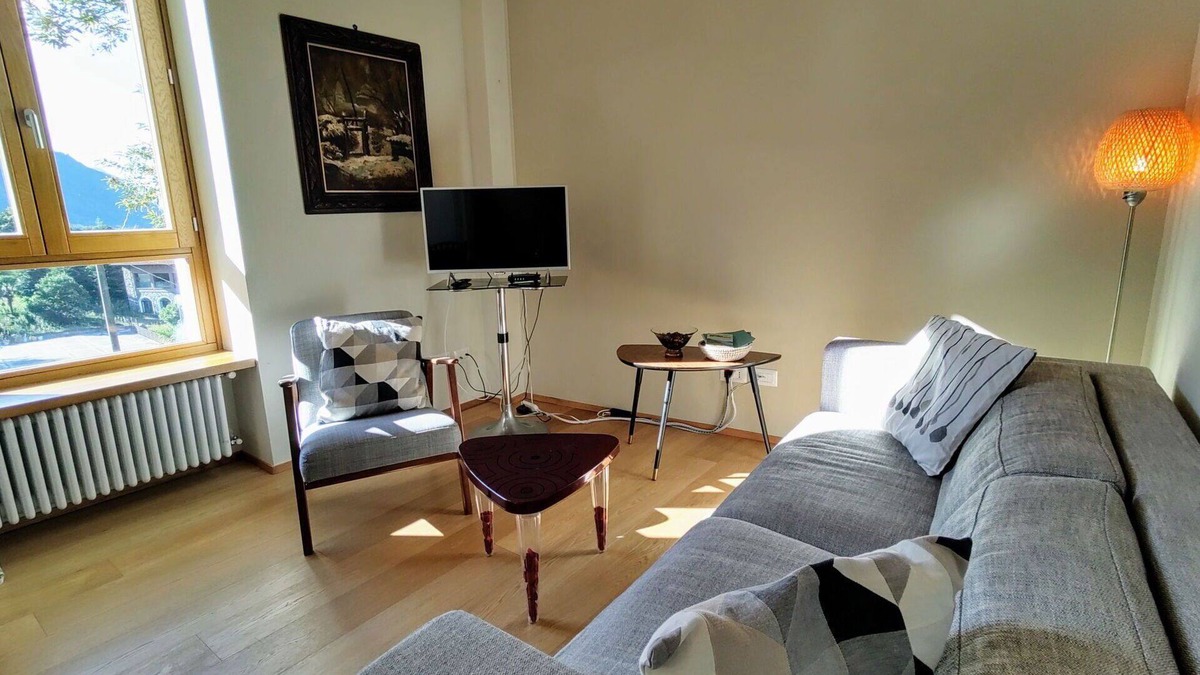 Olgiasca Apartment | Cosy apartment for 4 people with WIFI, TV, terrace and pets allowed