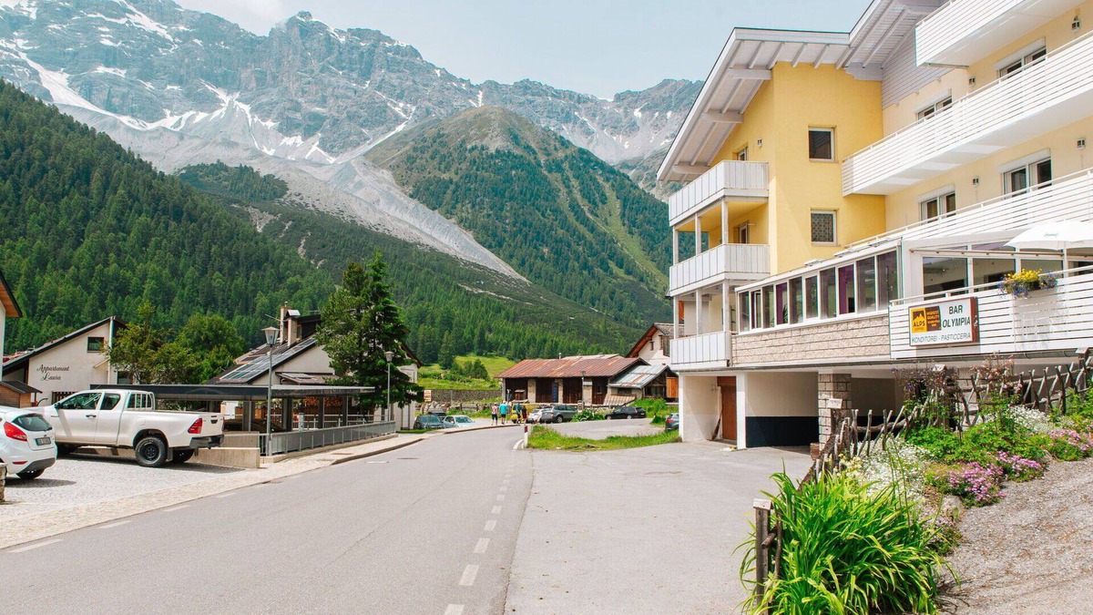 Solda Apartment | Cosy apartment for 4 people with WIFI, TV, terrace, pets allowed and panoramic view