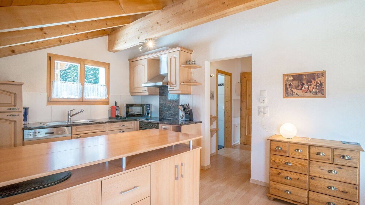 Riom-Parsonz Apartment | Cosy apartment for 6 guests with WIFI, TV, balcony, pets allowed and panoramic view