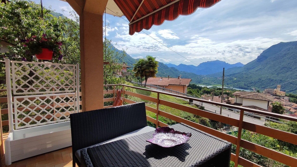 Corrido Apartment | Cosy apartment for 6 people with WIFI, TV, patio and pets allowed