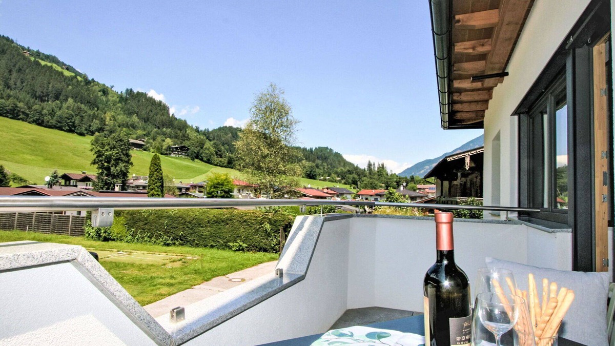 Distelberg Apartment | Cosy apartment for 8 people with WIFI and terrace
