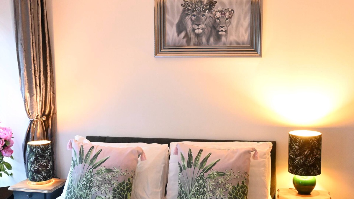 Kendal Apartment | Cosy Apartment