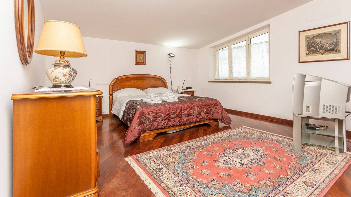 Santa Lucia Villa | Cosy apartment in villa for 4 people with WIFI, A/C, TV, balcony and parking, close to Rome