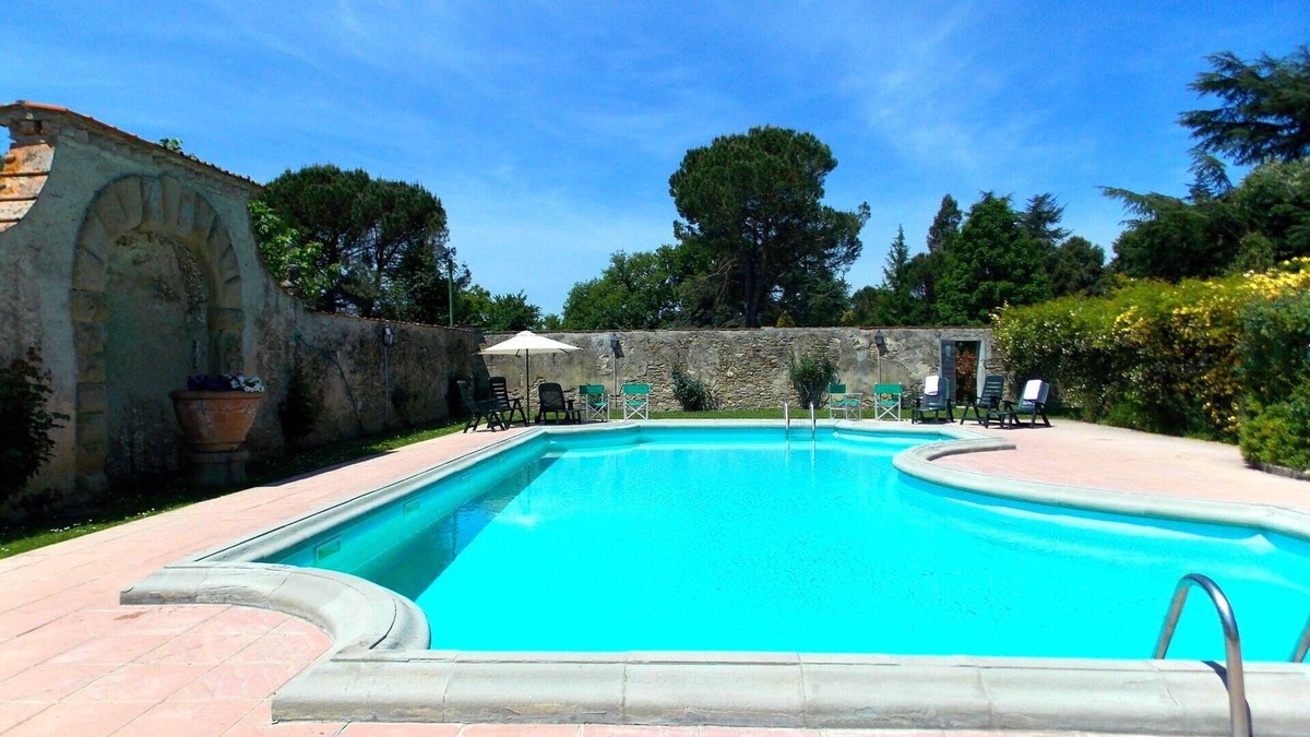 Scarperia e San Piero Villa | Cosy apartment in villa for 8 guests with pool, WIFI, TV and panoramic view