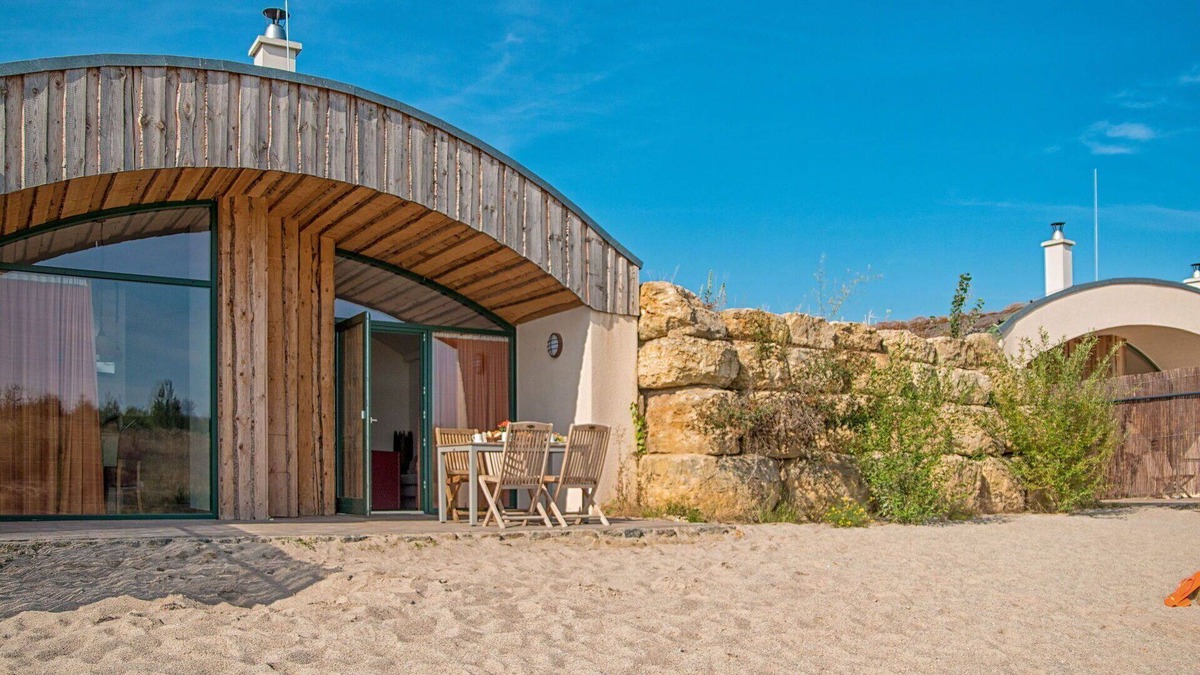 Grossposna House | Cosy apartment in villa for 4 guests with WIFI, TV and terrace