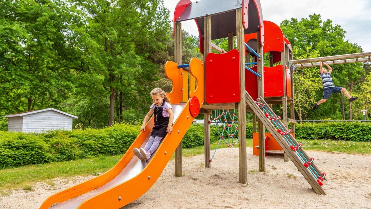 Belfeld House | Cosy apartment in villa for 4 people with pool, WIFI, TV and terrace