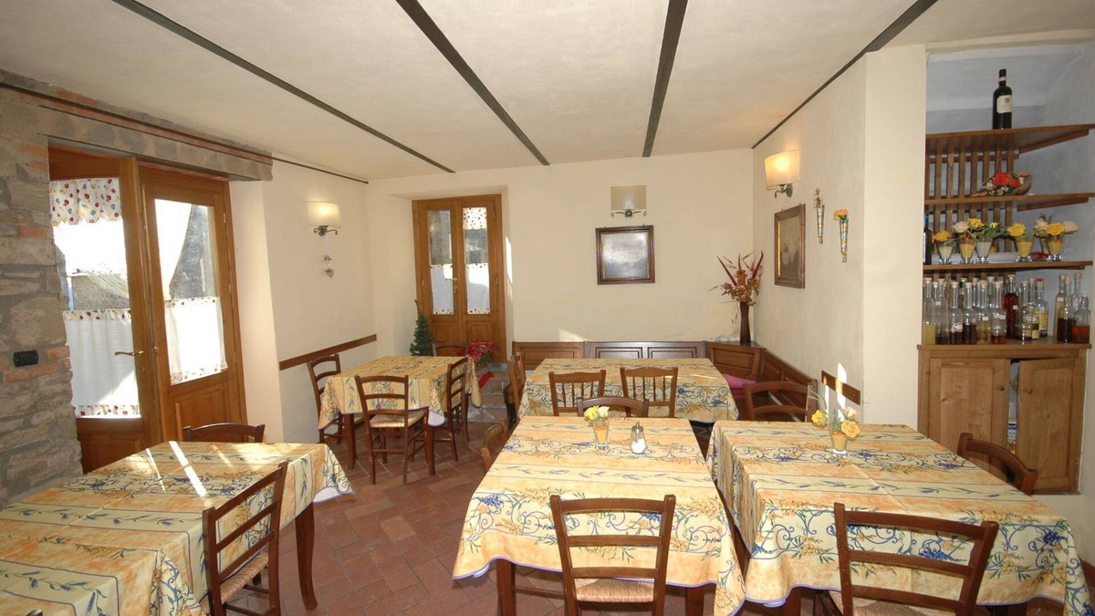 Valagnesi Apartment | Cosy apartment with private pool, WIFI, TV, balcony, pets allowed, panoramic view and parking