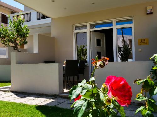 Makrys Tichos Apartment | Cosy Apartments Daphne