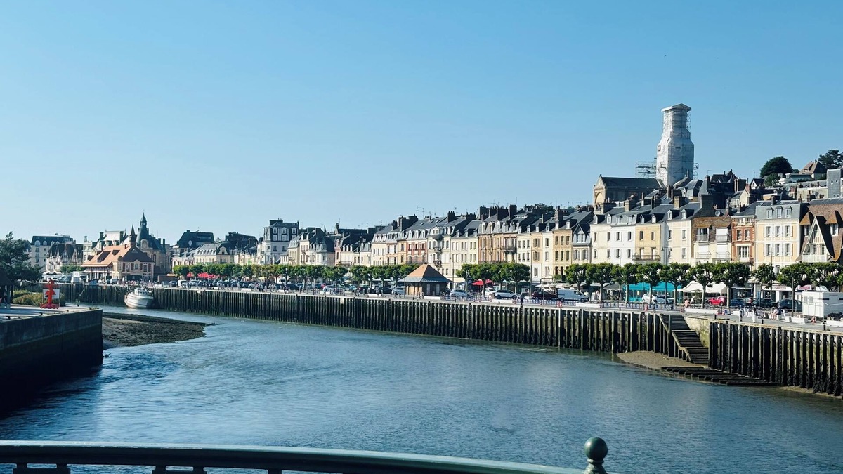 Trouville-sur-Mer Apartment | Cosy Appart - Plage à 2min - Casino à 1min