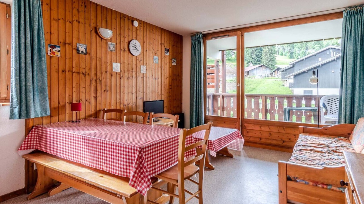 Les Esserts Apartment | Cosy apt 4/6 ppl near the ski runs with terrace
