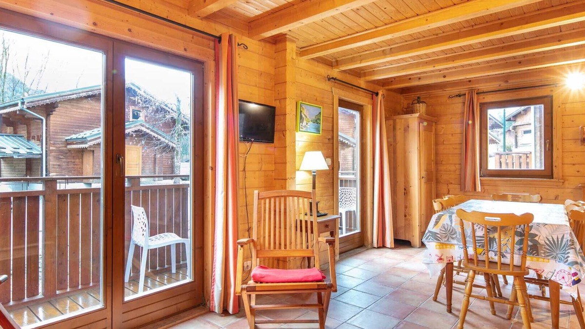 Morillon Ski Chalet | Cosy chalet 4/6 ppl with balcony