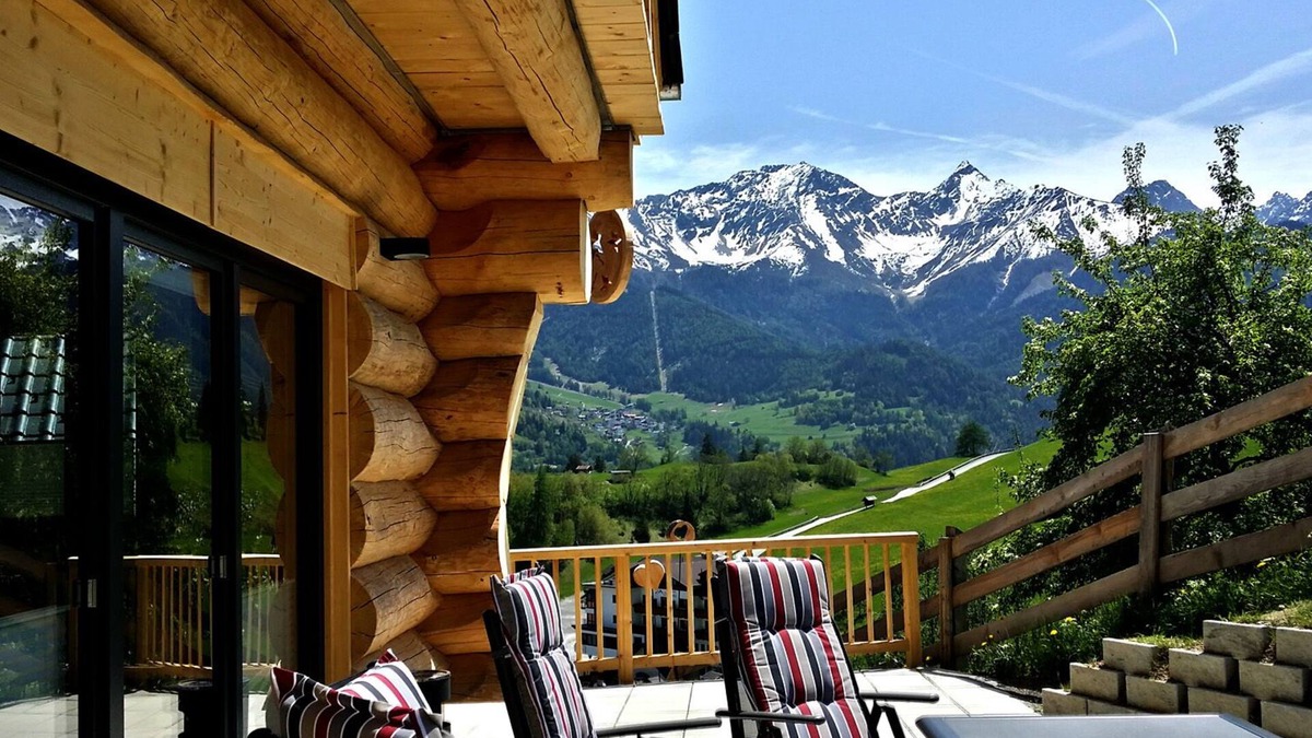 Ladis Ski Chalet | Cosy Chalet with Panoramic View, Sun Terrace and Free Summer Mountain Cable Car