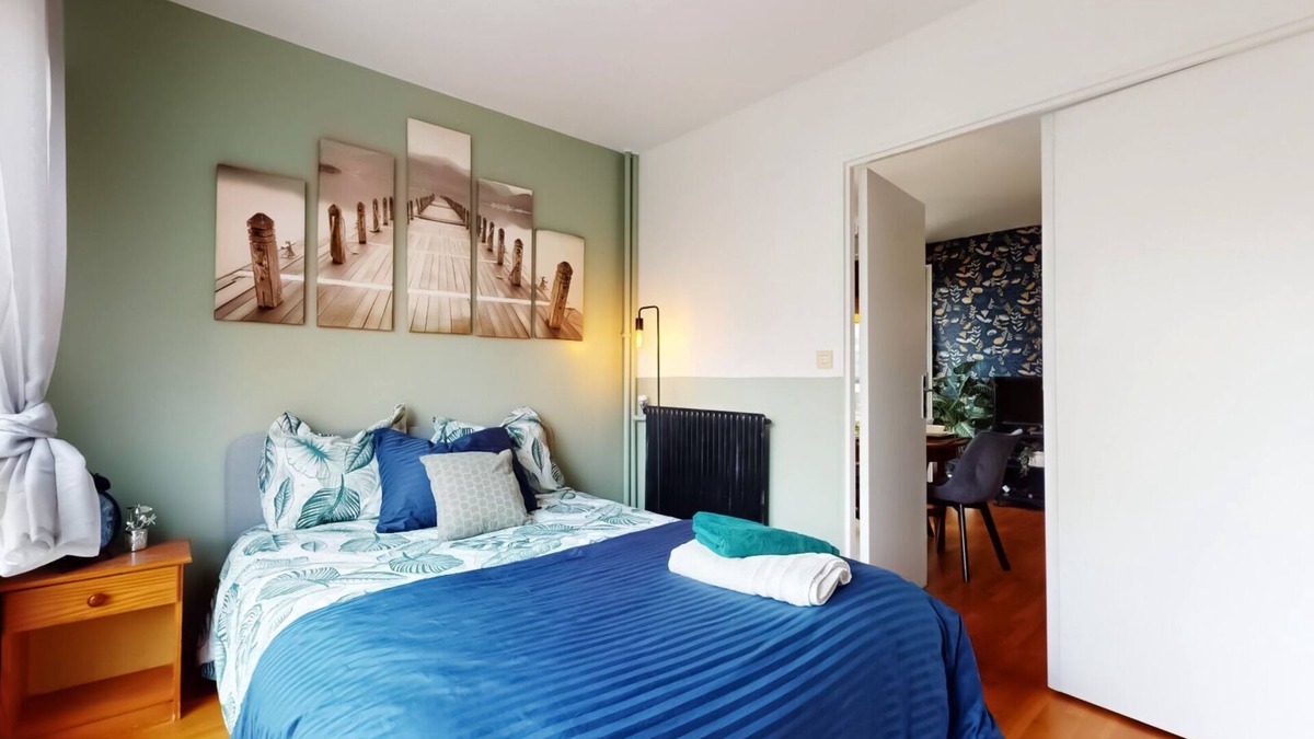Noisy-le-Grand Apartment | Cosy&Chill Apartment Near Disney and Paris - 3min from train station