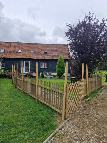 Fontaine-l'Etalon House | Cosy cottage at rustic escapes