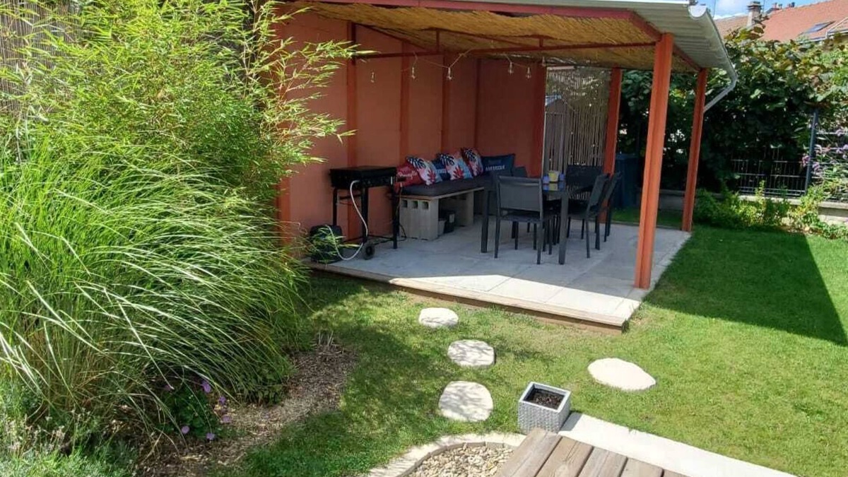 Laon Sud House | Cosy cottage just a stone's throw from downtown
