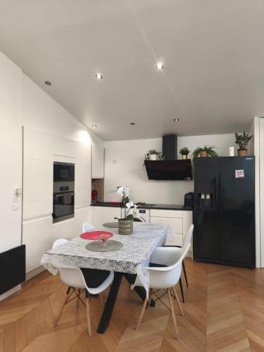La Varenne Saint-Hilaire Apartment | Cosy F2 à Saint Maur des Fossés