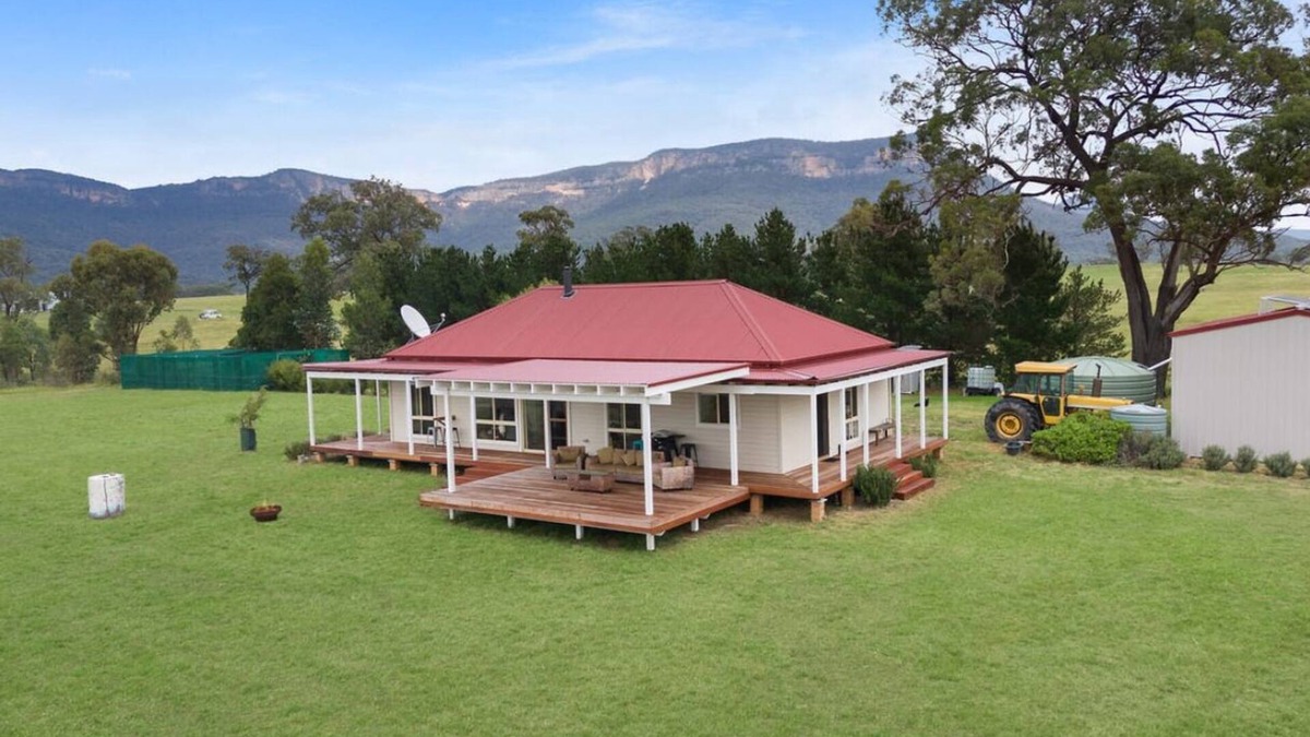 Glen Alice Other | Cosy Farm Stay in the beautiful Capertee Valley 'Boerderij'