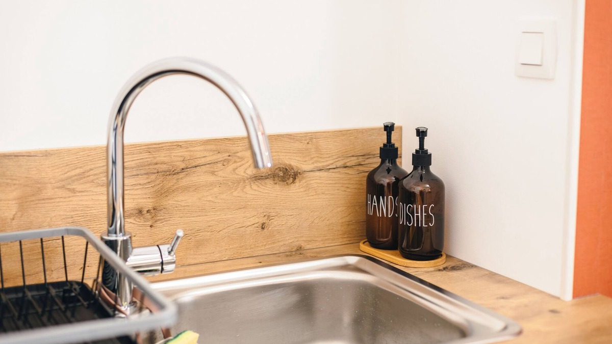 Montbazens Apartment | Cosy, fully-equipped apartment in the heart of the village. Pets welcome!