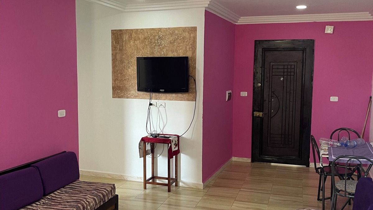 Ezzahra Apartment | Cosy furnished apartment near beach