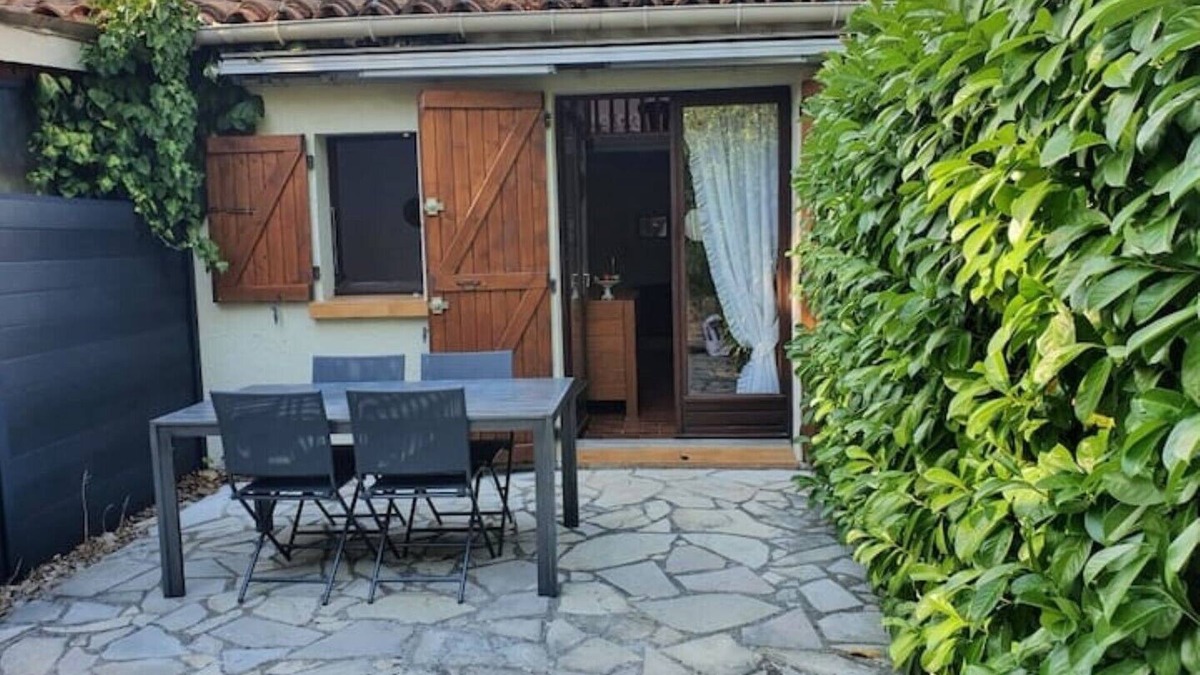 Saint-Cezaire-sur-Siagne House | Cosy house in residence with swimming pool