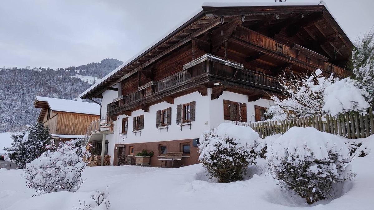 Itter Apartment | Cosy holiday apartment near the slopes