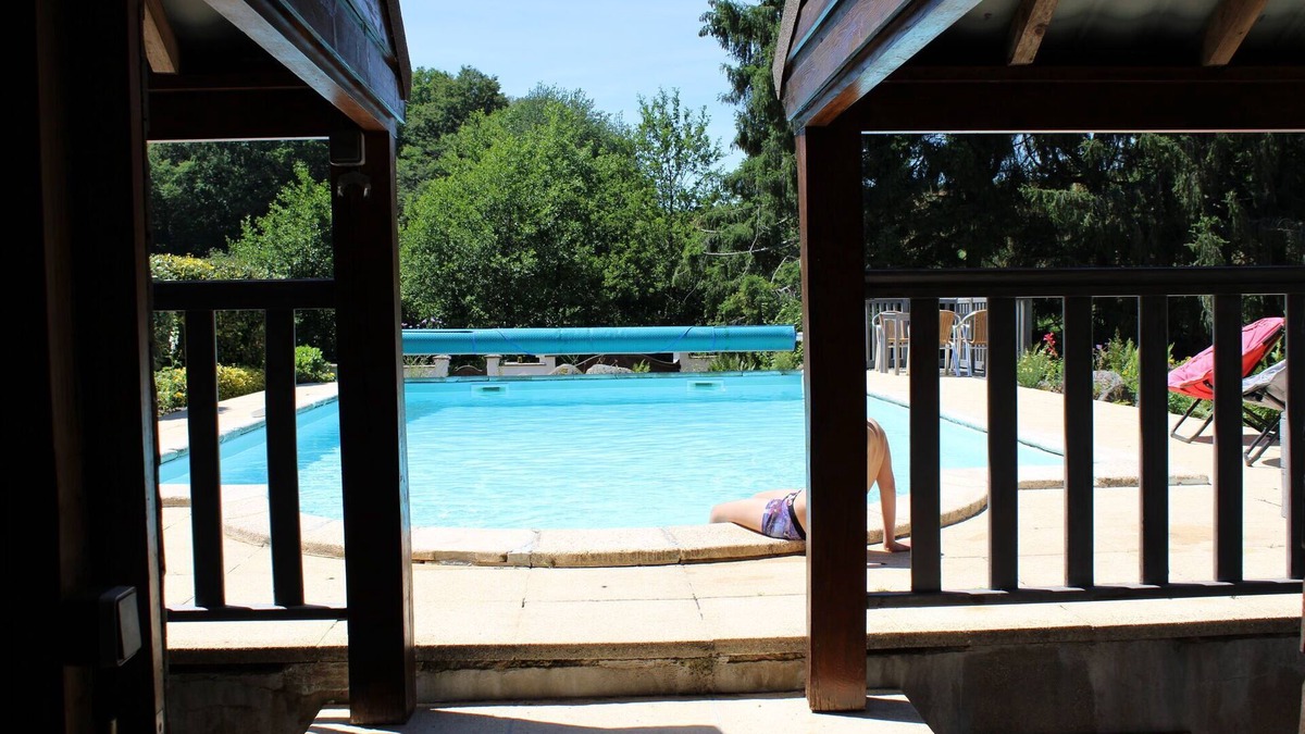 Dun-les-Places House | Cosy holiday home with garden