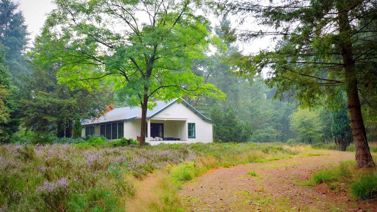 Maarheeze House | Cosy Holiday Home in Maarheeze with Verandah