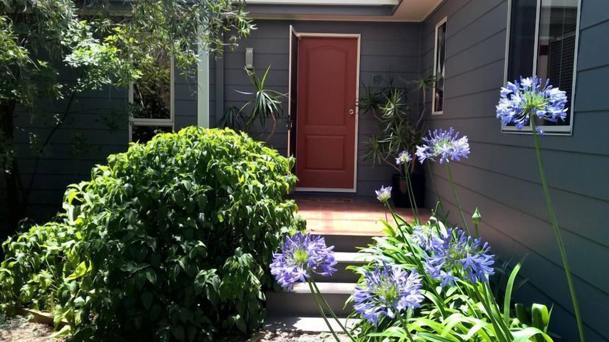 Merimbula House | Cosy house in central Merimbula with complimentary WiFi