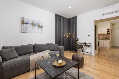 Rijeka Apartment | Cosy&Lux on main square, Korzo Rijeka