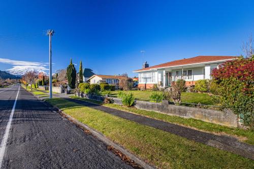 Ohakune House | Cosy on Goldfinch
